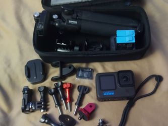 GoPro Hero10 Black with Accessories, Case & Battery Bank