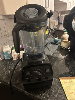 Vitamix blender excellent condition