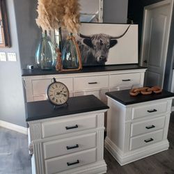 3 pieces bedroom set 