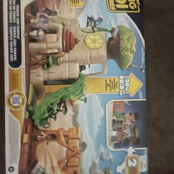 Al Brand New Toy’s l