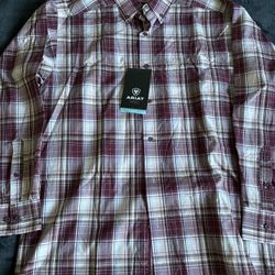 Ariat long sleeve  SIZE M 
