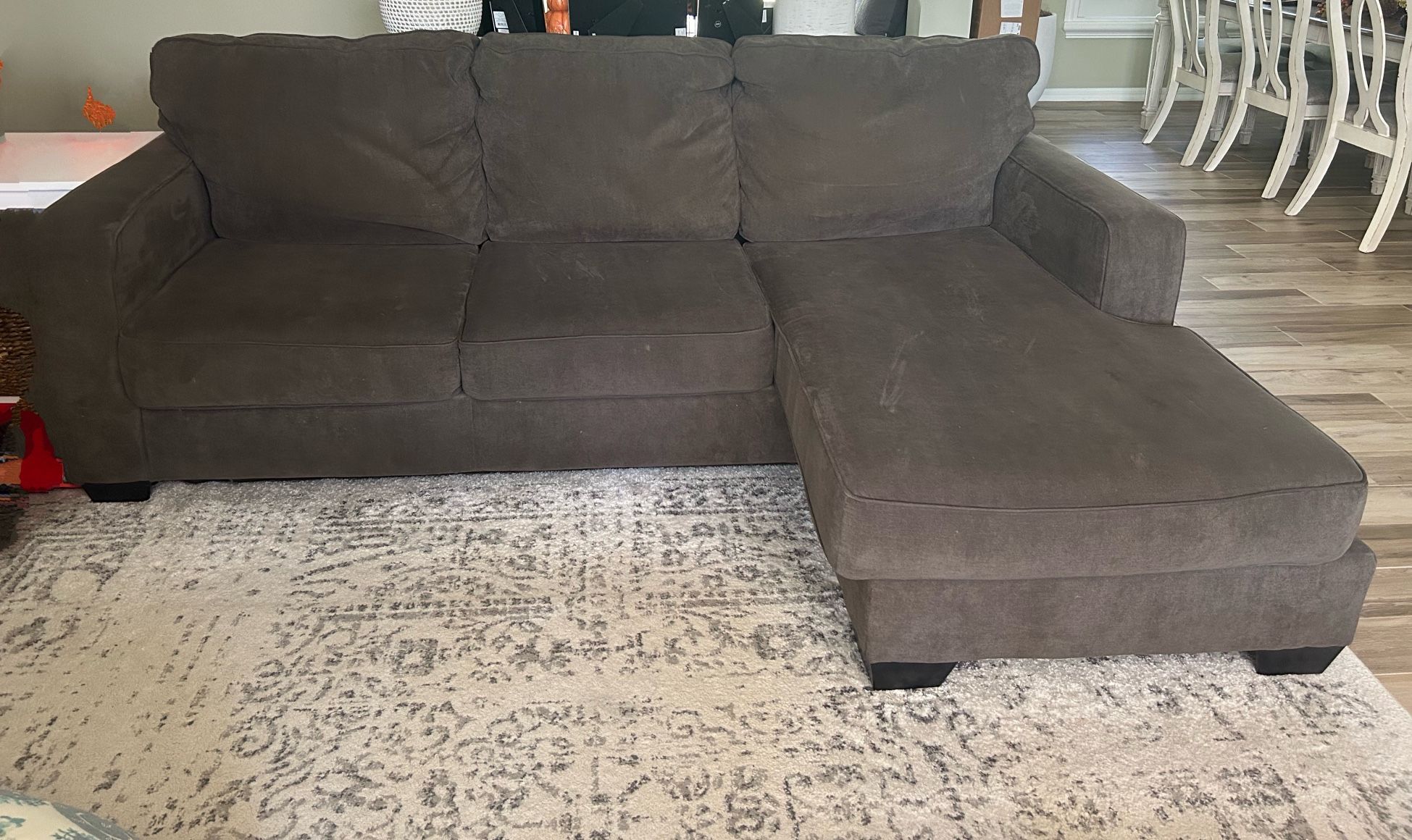 Couch With Chaise