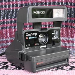 Polaroid One Step Close Up Instant Camera 