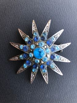 GORGEOUS BROOCH VINTAGE