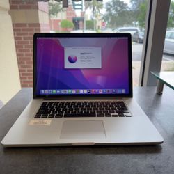15" MacBook Pro 2.2GHz i7 Q (R-M15) | 16GB RAM | 256GB SSD |