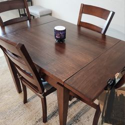 Dining Table & Chairs