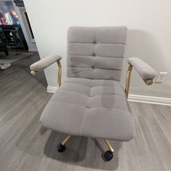 Grey Office Chair with Arms