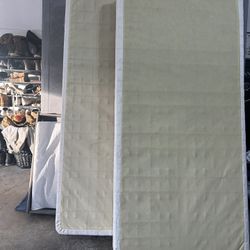 2 Twin Box Springs