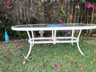 Big yard sale in PB: block between Dawes & Everts on Chalcedony Street, Saturday, 6/27 from 8:30-12:30 only.