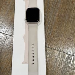 Apple Watch Series 7 41mm Starlight