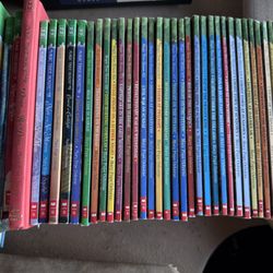 Magic Treehouse book Collection