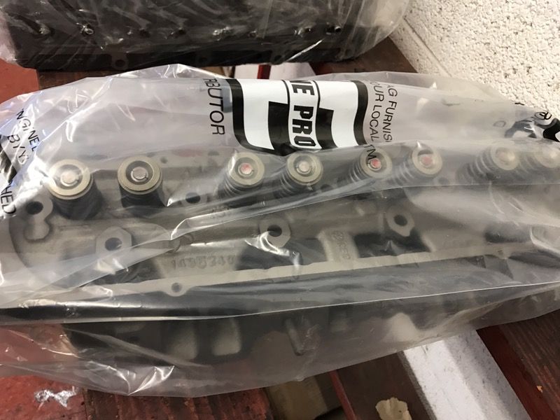 196467 Cadillac 429 cylinder heads casting number 1485240 for Sale in