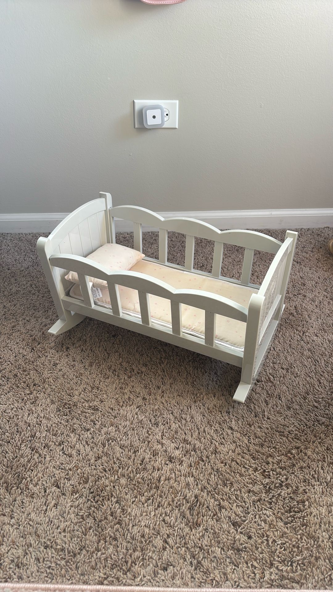 Pretend Baby Crib