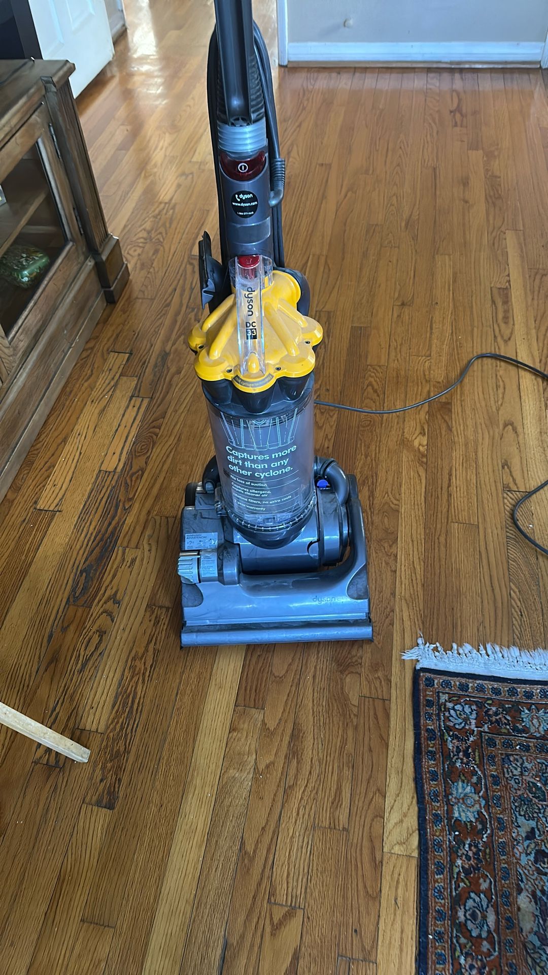 Dyson Vacuum 