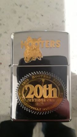 Niagara Falls Hooters Zippo : r/Zippo