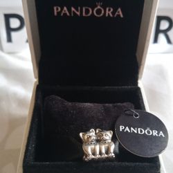 Authentic Pandora Kitty Cats Charm!!