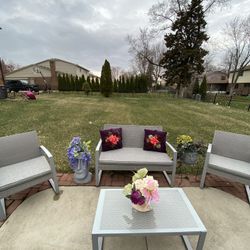 Very  Beautiful four pieces patio furniture