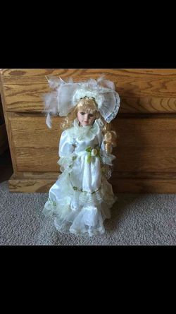 Porcelain Girl Doll With Stand