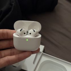 AirPods 4 ANC