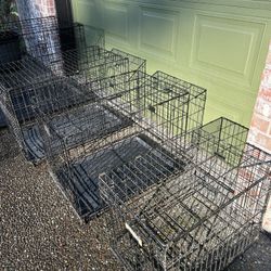 Various Sizes of Dog Cages/Crates 
