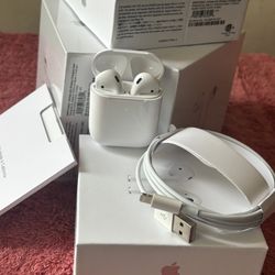 Apple AirPods Second Generation