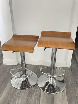Silver/Wooden Barstools