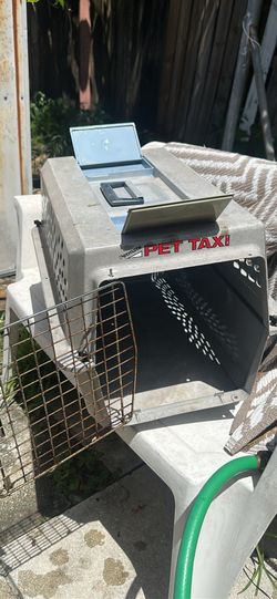 Pet carrier