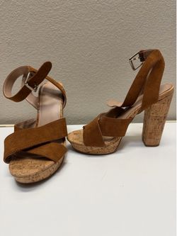 Brown Cork heels size 61/2