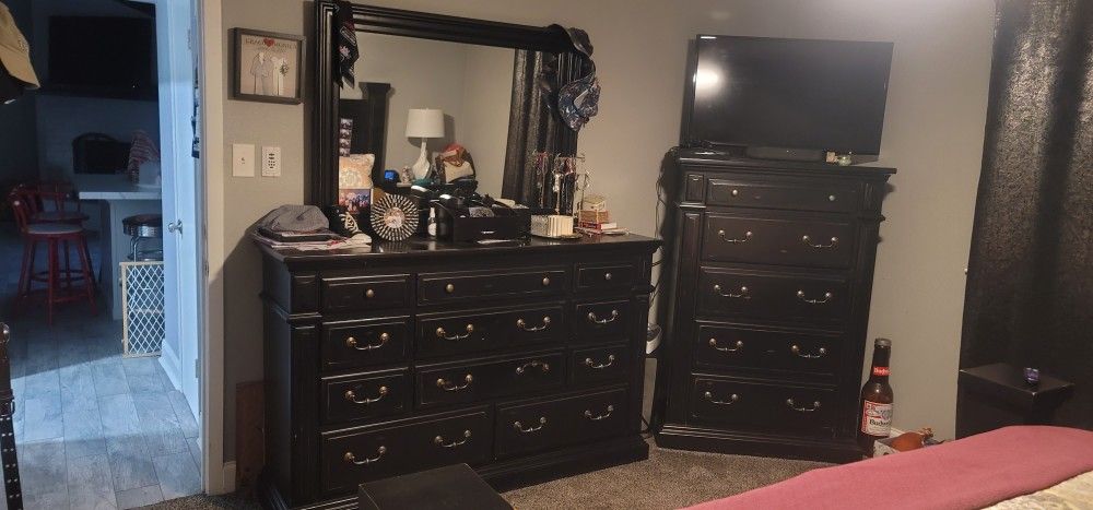 King Size Bedroom Set