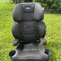 Chicco KidFit ClearTex Plus 2-in-1 Belt-Positioning Booster Car Seat, Backless and High Back Booster Seat, for Children Aged 4 Years and up and 40-100