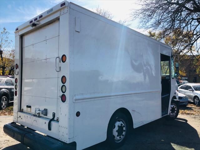2002 Freightliner Mt45 Chassis