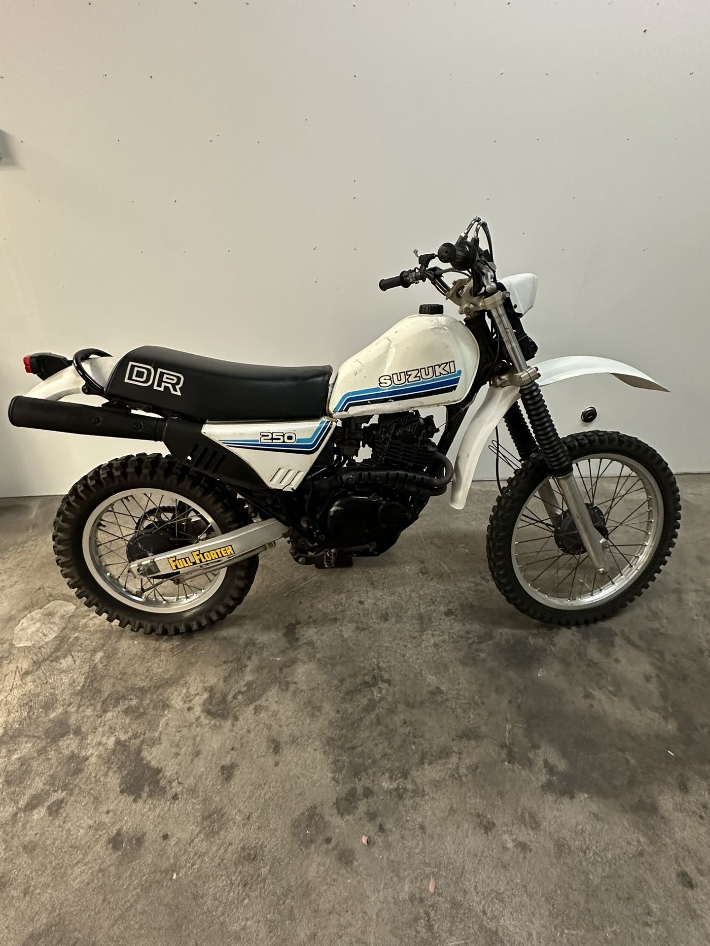Suzuki Dr250