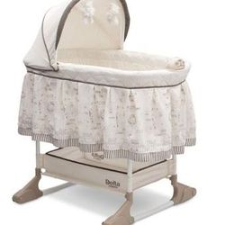 Rocking Bedside Bassinet - Portable Crib with Lights Sounds and Vibrations, Play Time Jungle