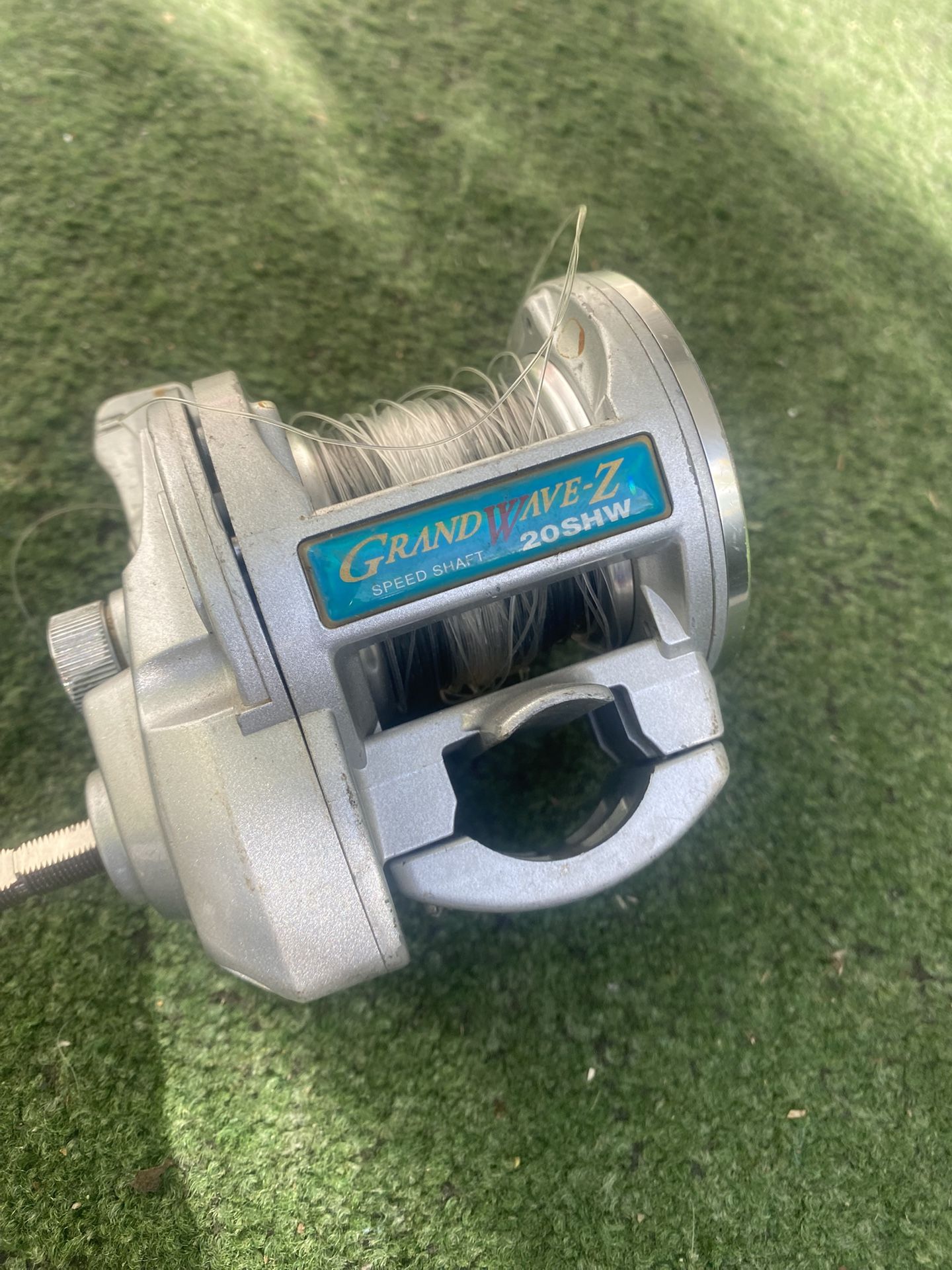 Daiwa GrandWave -Z20SHW Fishing Reel (no handle)
