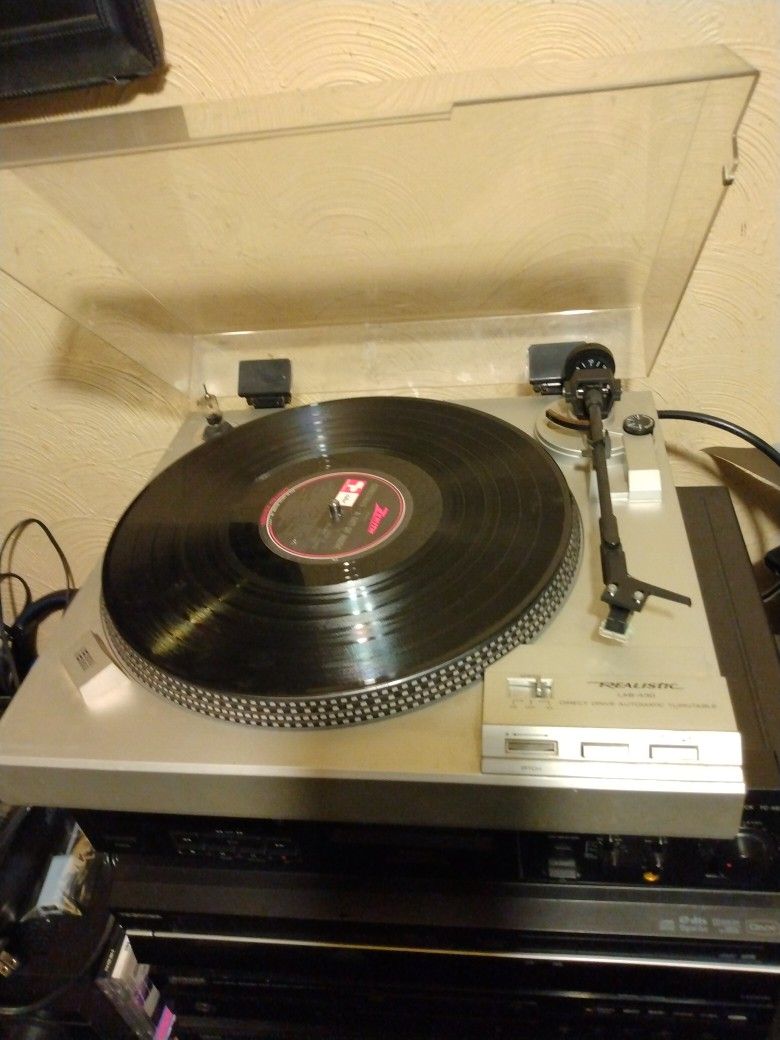 Realistic Lab 430 Direct Drive Turntable
