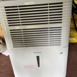 Dehumidifier 