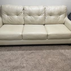 ++ Beautiful White Leather Sofa Bed ++
