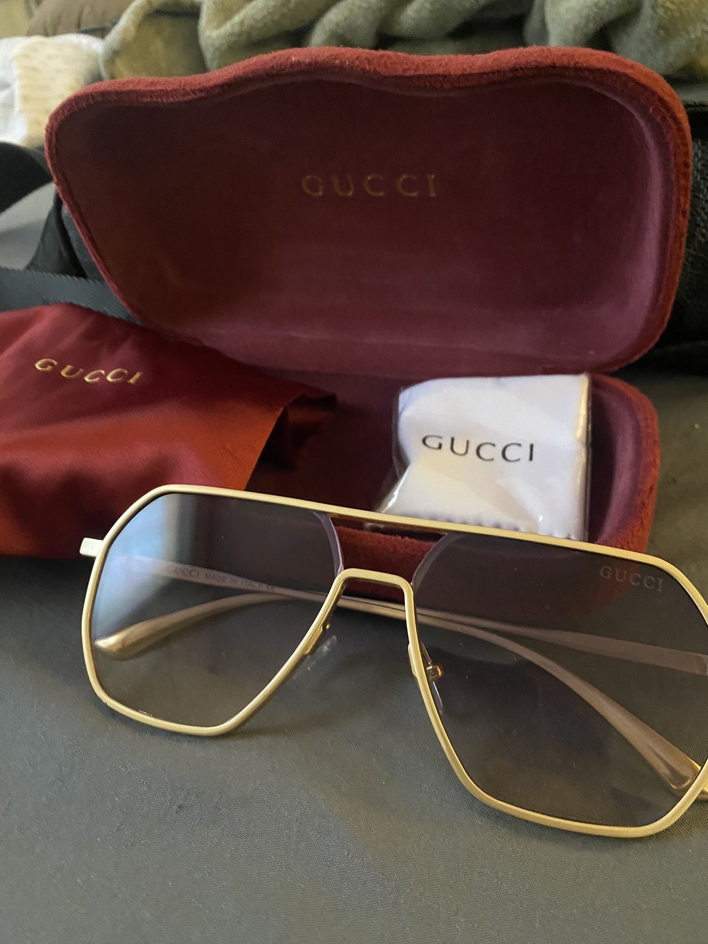 Gucci- Shades