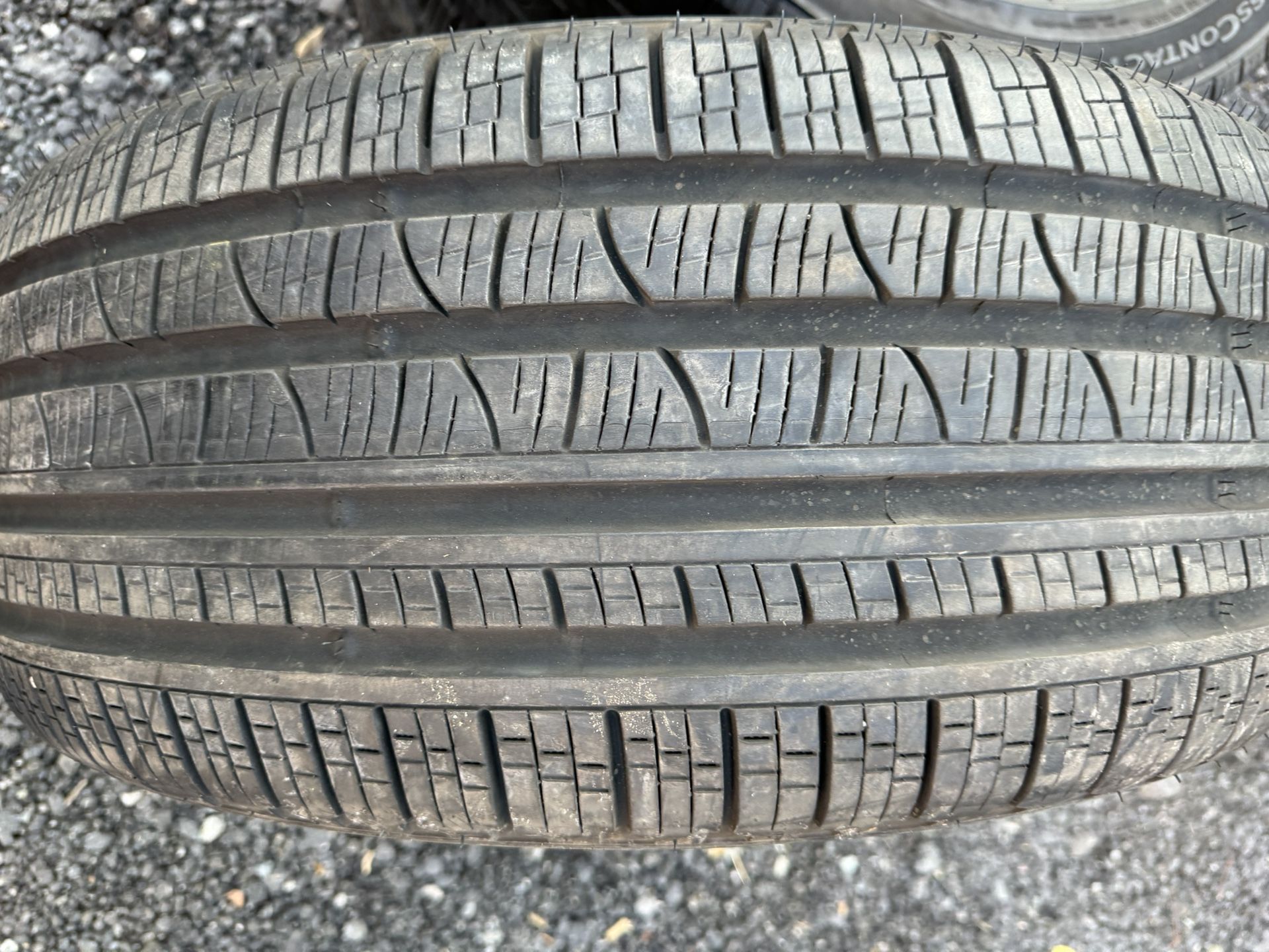 265/45R20  108H Pirelli Scorpion Verde ( 1 Tire )