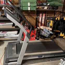 Nordic Track Treadmil