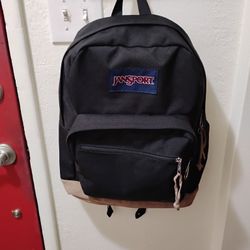 Nice Large Clean Jansport Right Pack Backpack, Located In Reedley 