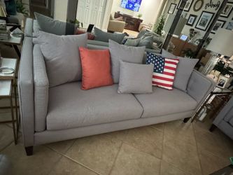 Living Room Furniture - Excellent condition