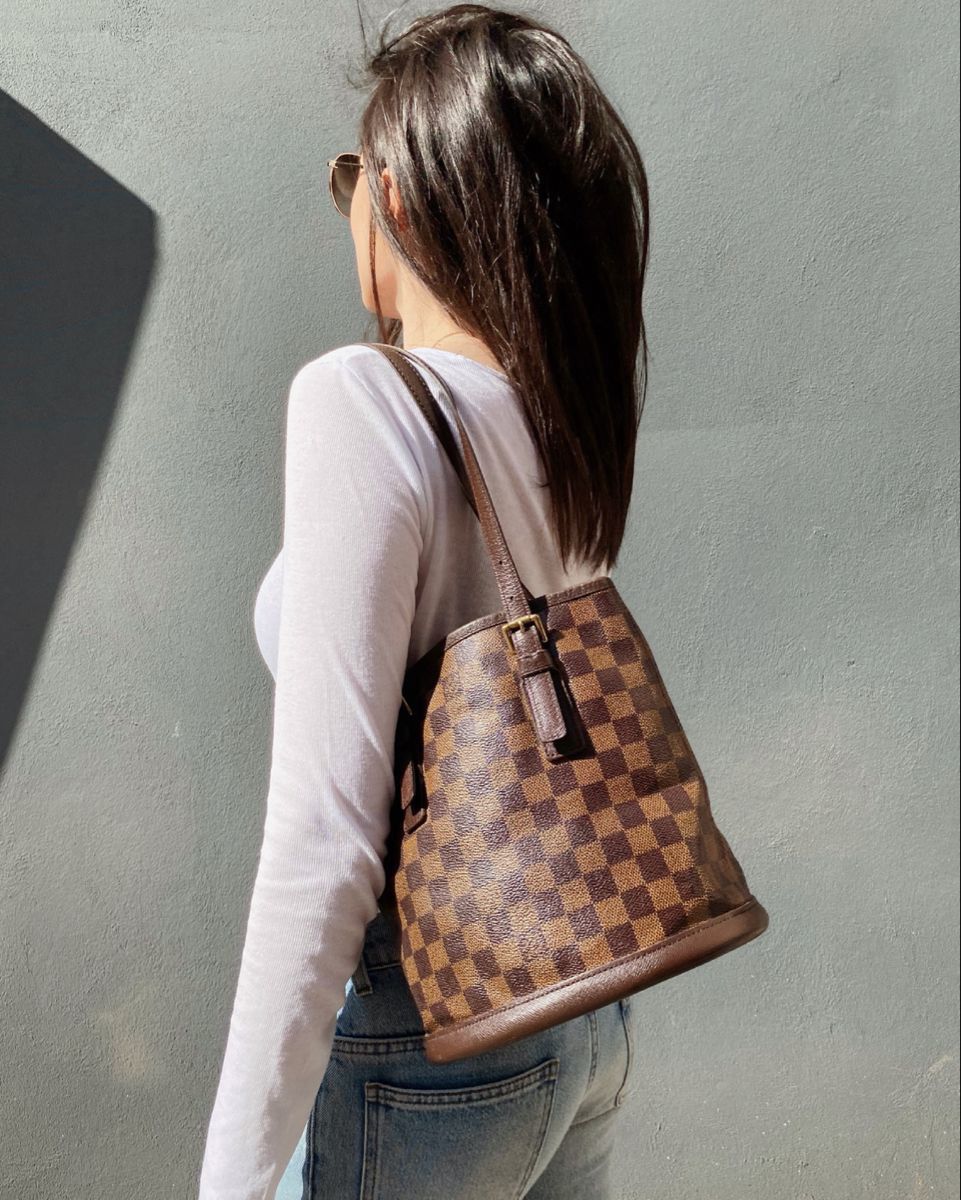 Louis Vuitton Bucket Damier Ebene Shoulder Bag