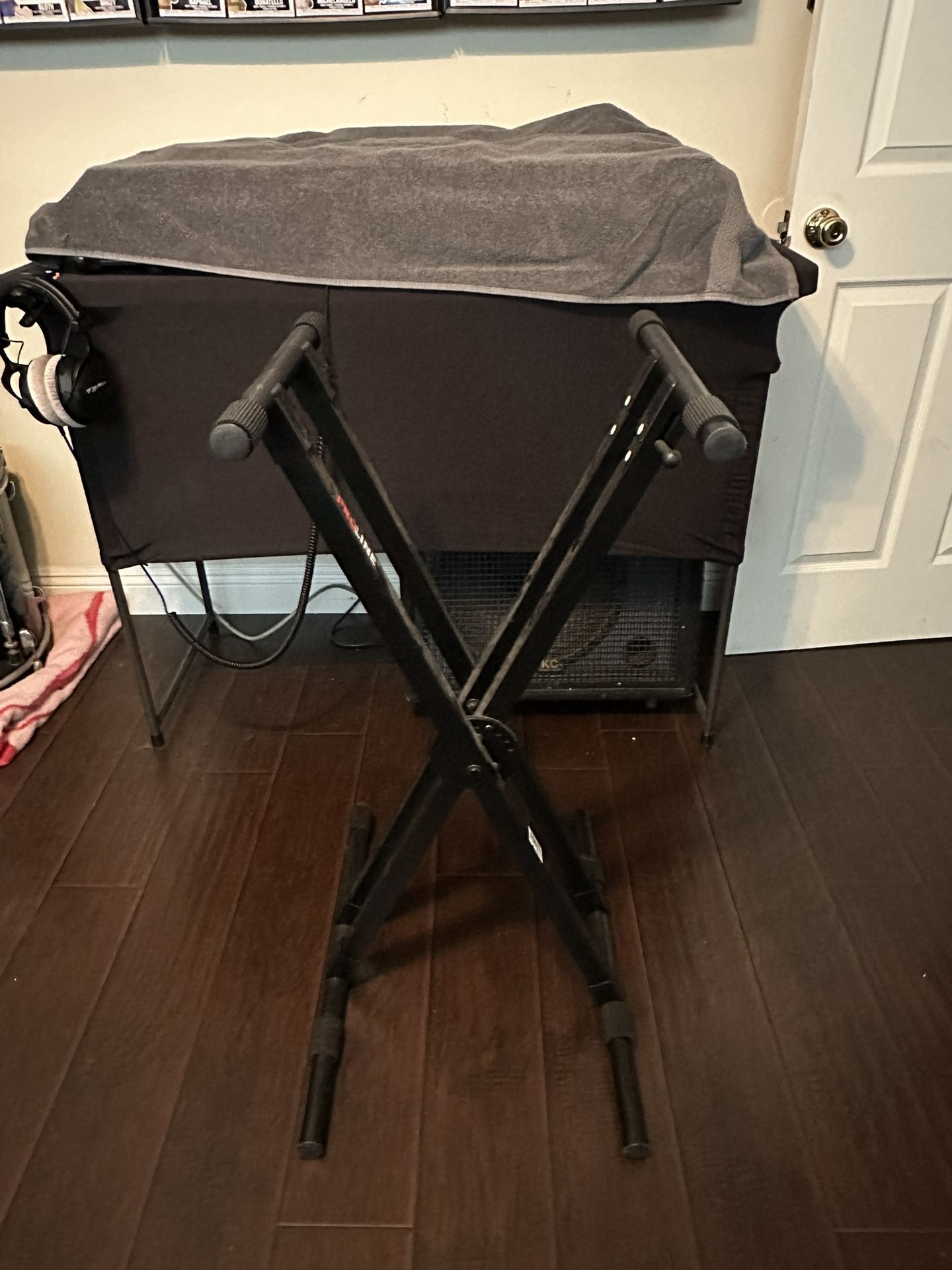 Pro Line Keyboard Stand
