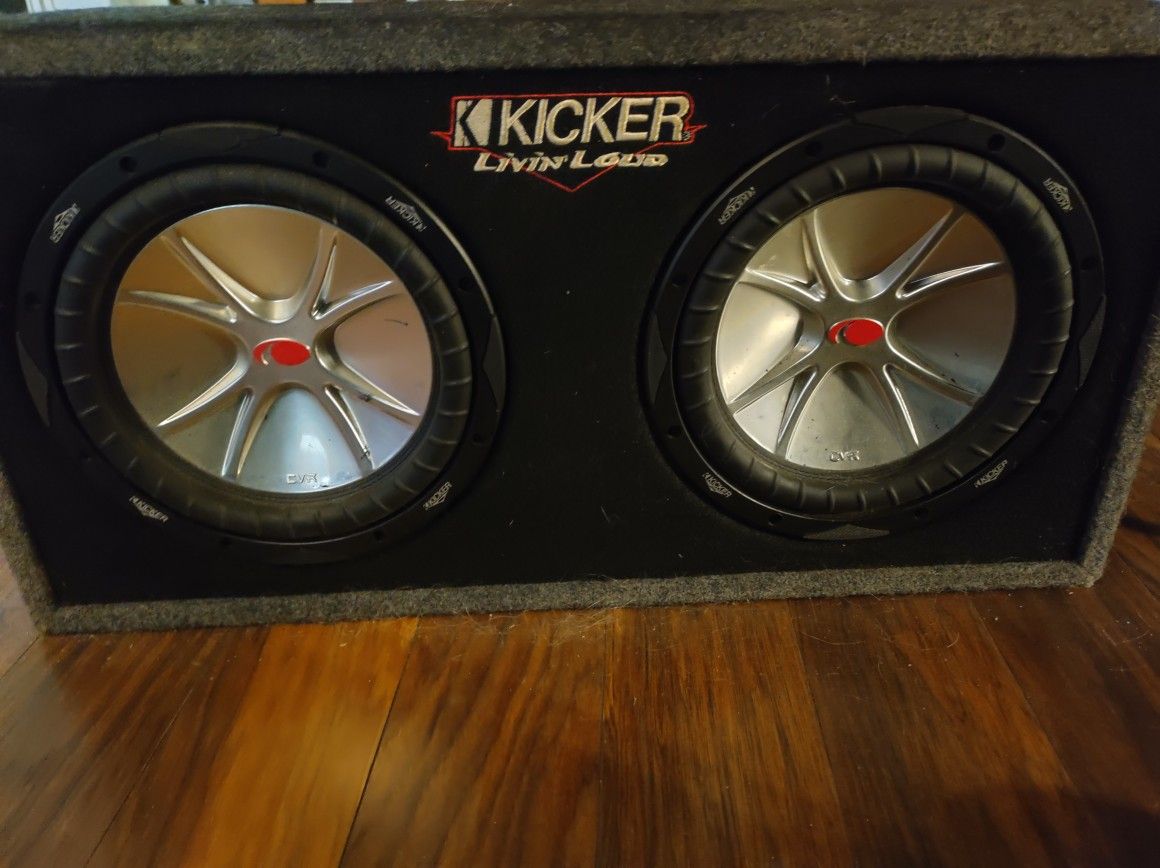 KICKER Double 10" Sub Box