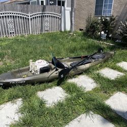 Ocean Kayak Tetra 12 Angler Fishing Kayak – Garmin Striker 4, Bait Tank, Ready to Fish