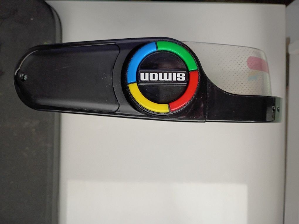 Simon Headset Version Of The Original Game!