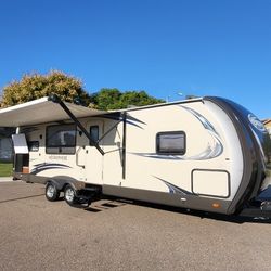 Deluxe Forest River Salem Hemisphere 282KR
