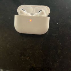 AirPods Pro’s 
