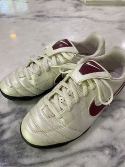 Size 3.5 Youth Turf Cleats